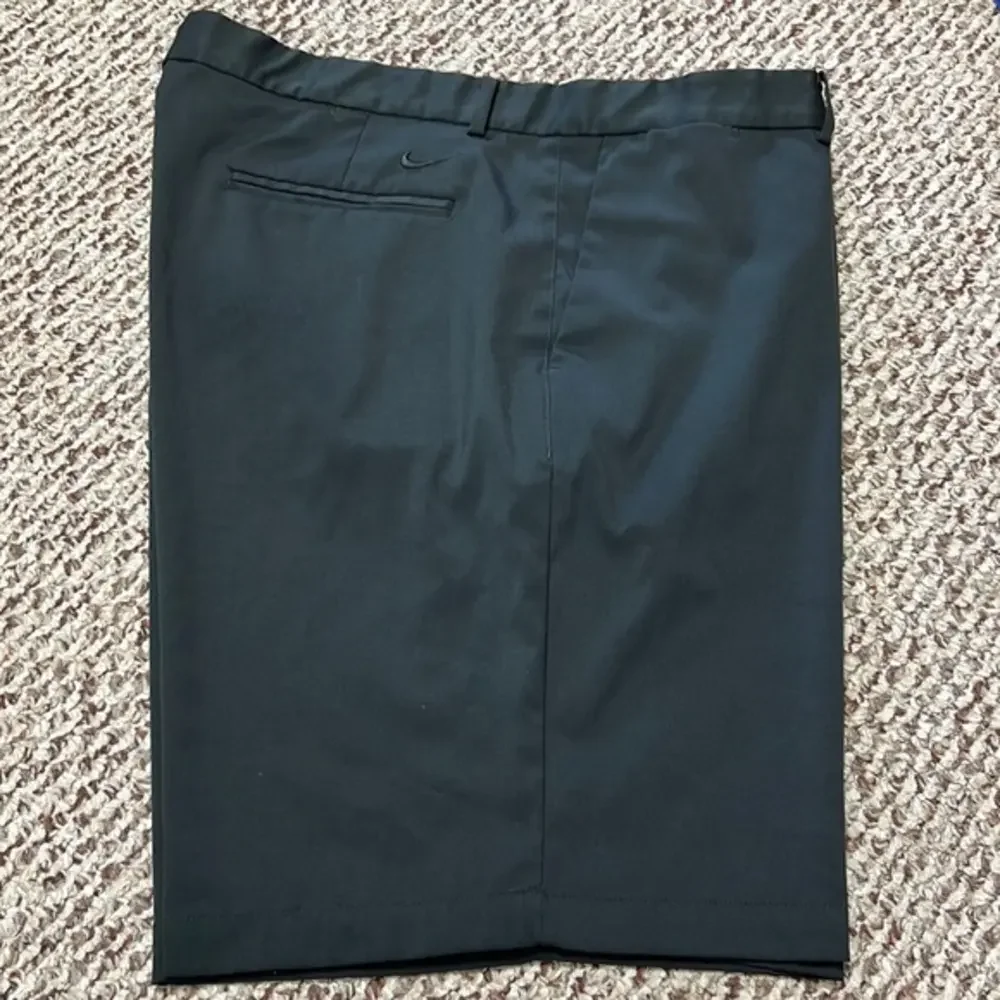 Nike Golf shorts‎